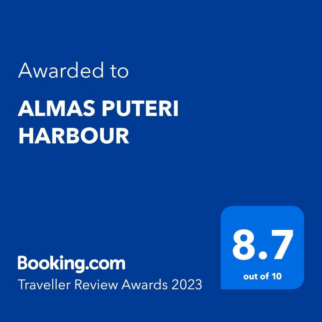 Almas Puteri Harbour Lägenhet Nusajaya  Exteriör bild